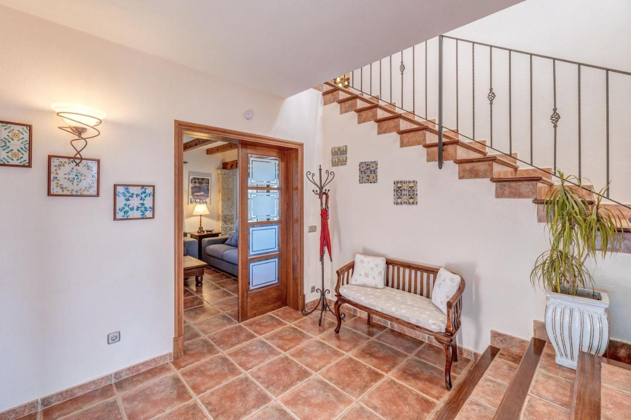 Es Coster De Na Llusia Villa *